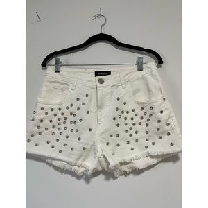 NWOT Pinko stud shorts
